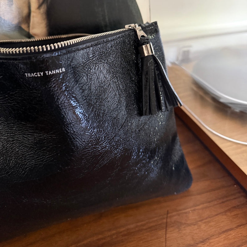 FOIL BLACK