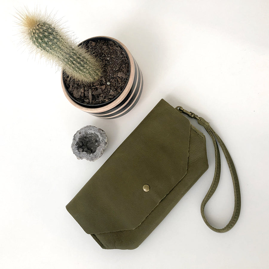 BASIC OLIVE